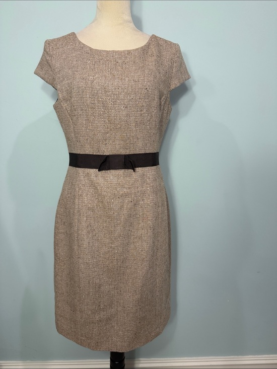 Banana Republic Dresses & Skirts - Banana Republic wool blend tweed Sheath Dress with brown ribbon Waist